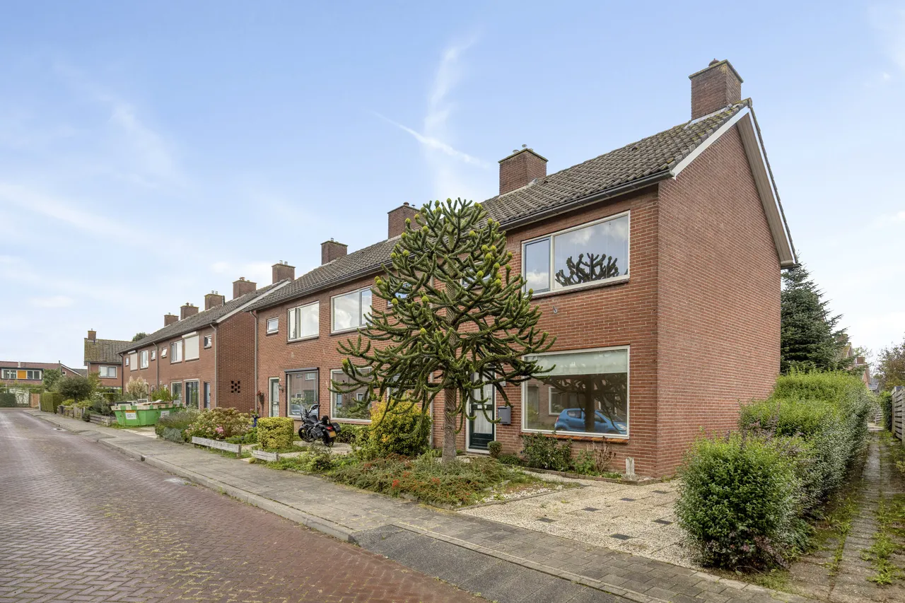 Hoekwoning te koop: Leliestraat 13, Giesbeek