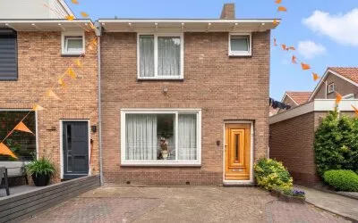 Hoekwoning te koop: Leliestraat 25, Volendam-Bloemenbuurt Volendam