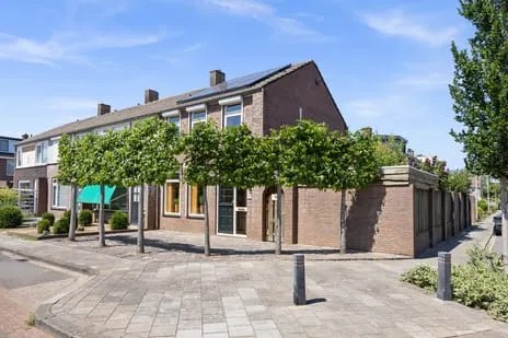 Corner house for sale: Leliestraat 31, Braken-Oost Drunen