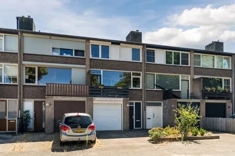 Tussenwoning te koop: Leliestraat 34, Beek Beek En Donk