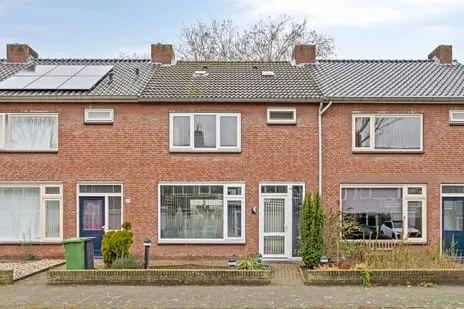 Terraced house for sale: Leliestraat 71, Beek Beek En Donk