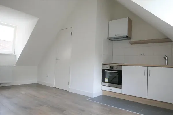 Woning te huur: Leliestraat, Binnenstad Maastricht