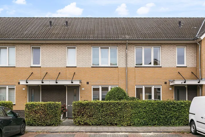 Terraced house for rent: Lelietuin 11, Tuinen Houten