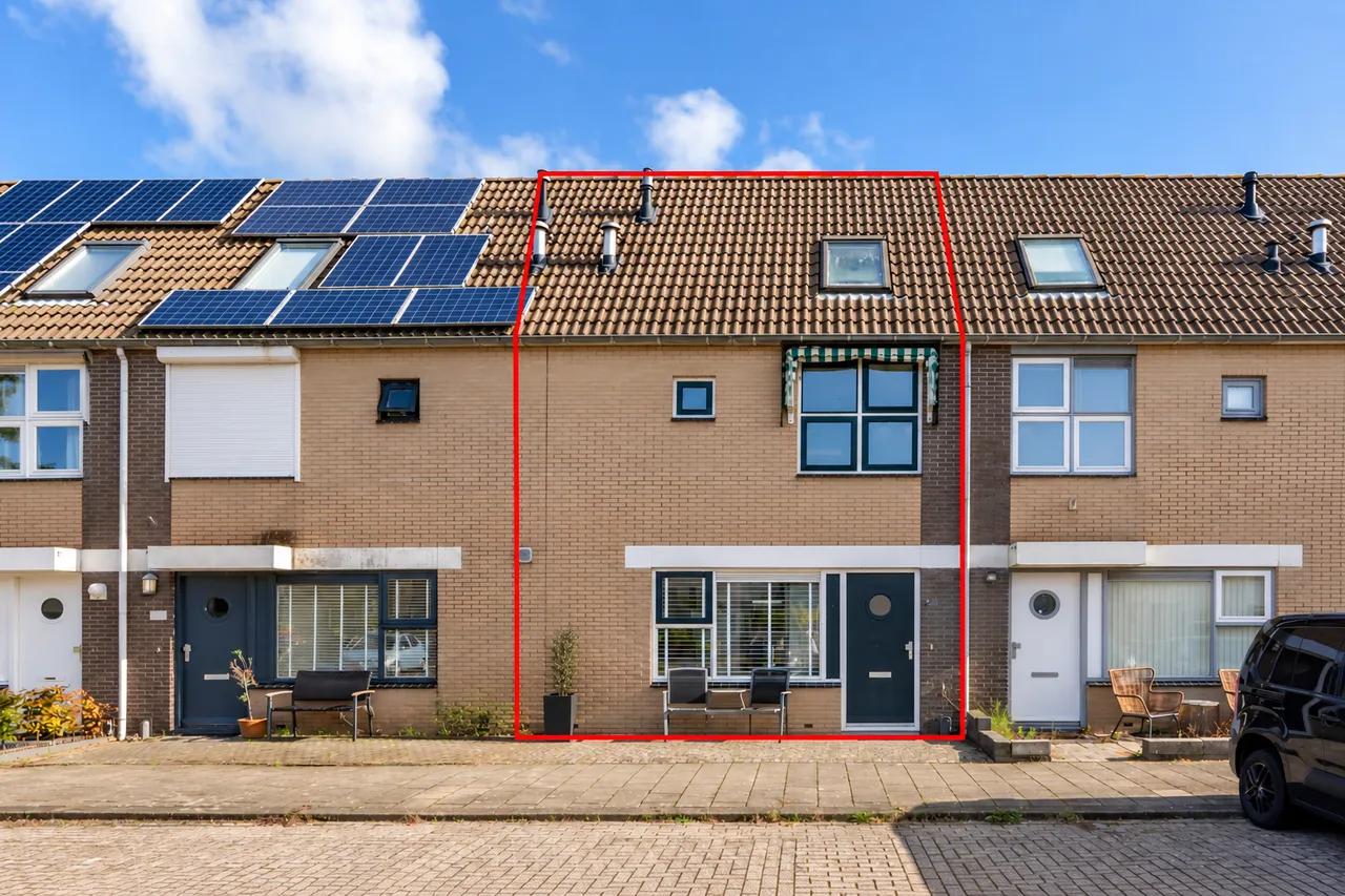 Tussenwoning te koop: Lemenburg 28, Hoofddorp