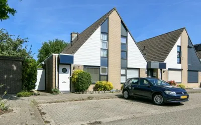 Corner house for sale: Lemenburg 38, Hoofddorp Toolenburg West Hoofddorp