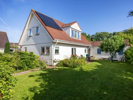 Detached house for sale: Lemkesland 53, Leens Leens