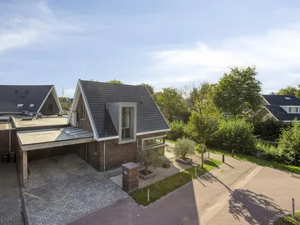 Tussenwoning te koop: Lemoenappel 7, Lith Lith