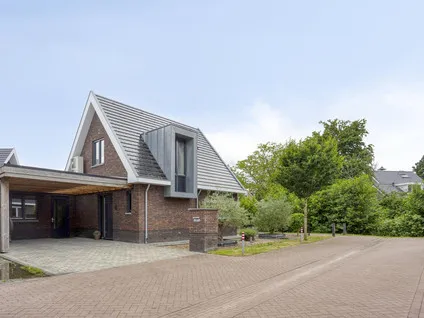 Tussenwoning te koop: Lemoenappel 7, Lith Lith