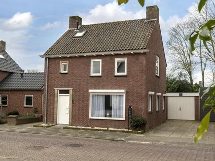 Vrijstaande woning te koop: Lenaertsstraat 7, Wouw Wouw