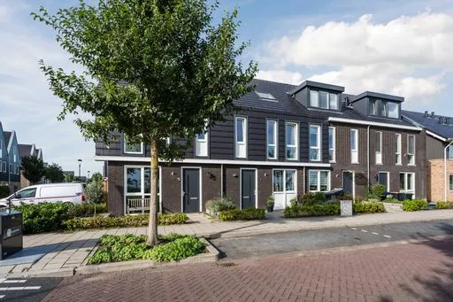 Tussenwoning te koop: Leng 11, Schagen