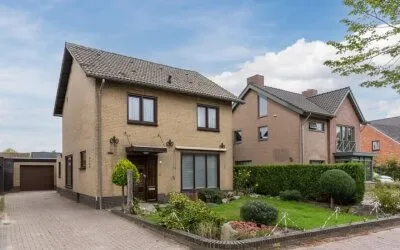Vrijstaande woning te koop: Lensheuvel 53, Reusel Reusel