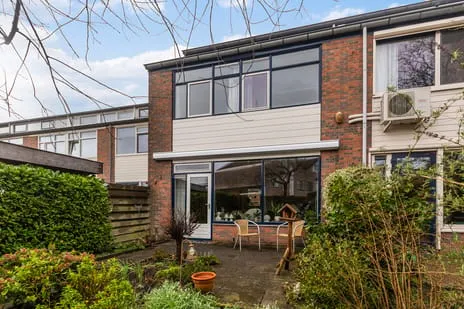 Tussenwoning te koop: Lenteklokje 55, Aldlân-Oost Leeuwarden