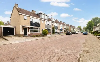 Hoekwoning te koop: Leo Gestelstraat 1, Schilderskwartier Woerden