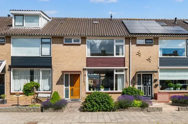 Tussenwoning te koop: Leo Gestelstraat 8, Schilderskwartier Woerden