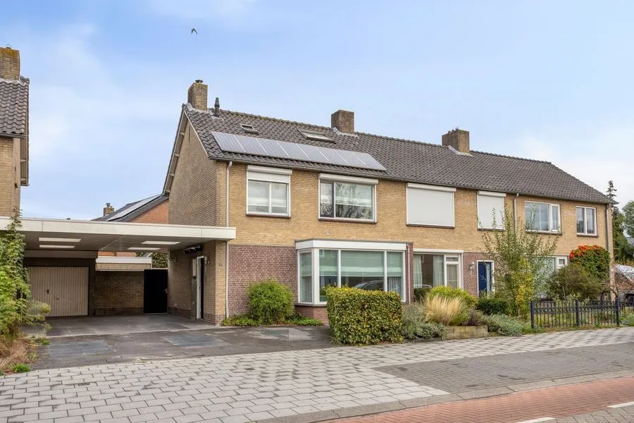 Twee-onder-één-kap te koop: Leo XIII-straat 29, Kaatsheuvel