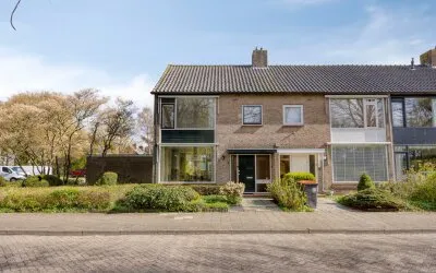 Tussenwoning te koop: Leopoldlaan 1, Zijdelwaard Uithoorn
