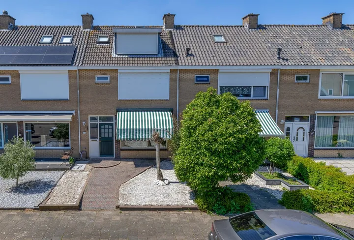 Tussenwoning te koop: Leopoldstraat 26, Oost Ridderkerk