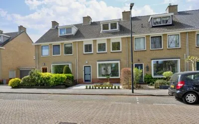 Tussenwoning te koop: Lepelaarplantsoen 95, Maassluis