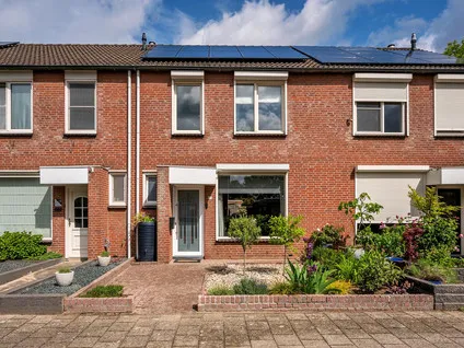 Tussenwoning te koop: Lepelaarstraat 17, Velden-Oost Velden