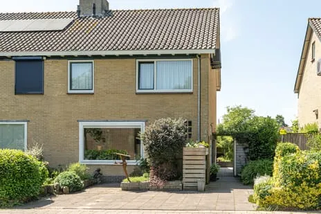 Twee-onder-één-kap te koop: Lepelaarstraat 90, De Greiden Heerenveen