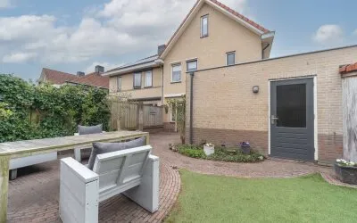 Tussenwoning te koop: Lepelblad 8, Kruidenwijk West Nijverdal