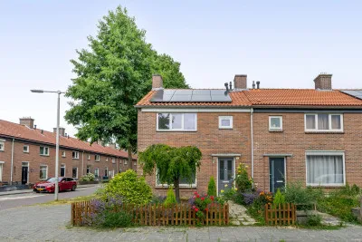 Hoekwoning te koop: Lepelbladstraat 24, Kamillehof Arnhem