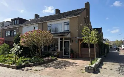 Hoekwoning te koop: Lessestraat 49, Oosterwijk Heemskerk