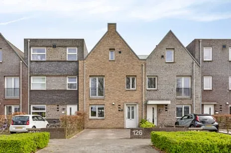Tussenwoning te koop: Leurse Dijk 126, Schoenmakershoek Etten-Leur