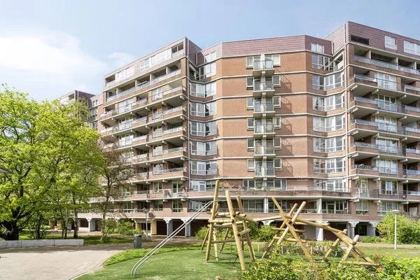 Woning te huur: Leusdenhof, L-buurt Amsterdam