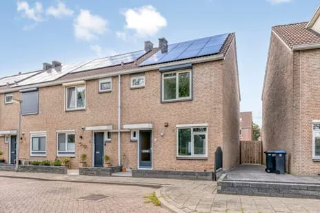 Hoekwoning te koop: Levermosstraat 33, Gors-Noord Purmerend