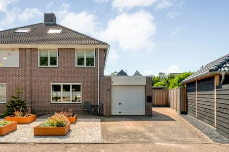 Semi-detached for sale: Levimaat 63, Dwingeloo Dwingeloo