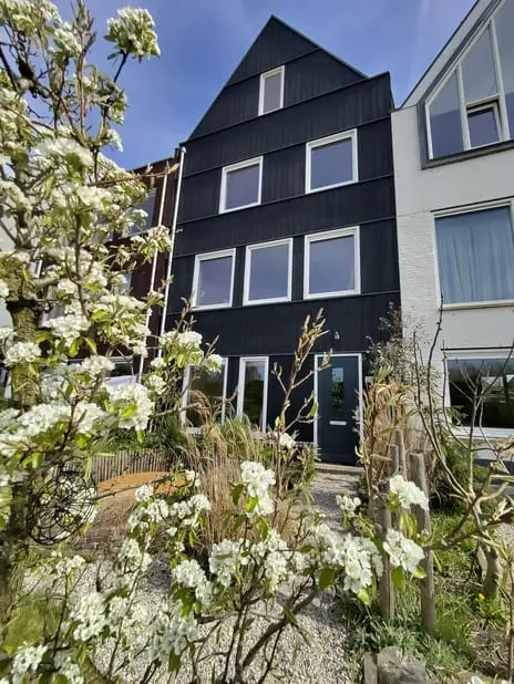 Tussenwoning te koop: Lexmonderwaard 23, Lexmond kern Lexmond