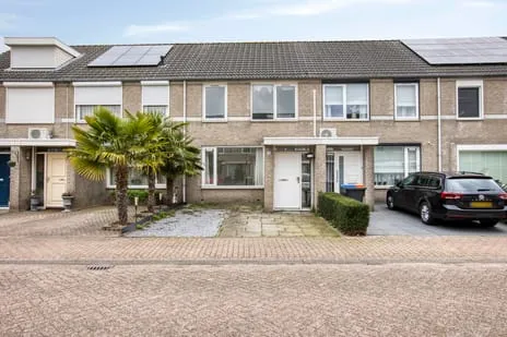 Tussenwoning te koop: Lexmondstraat 28, Leeuwerik Oost Tilburg