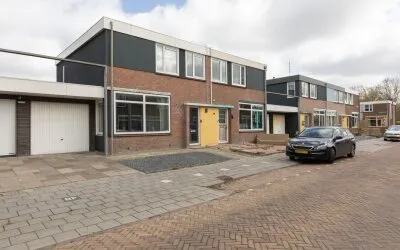 Tussenwoning te koop: Liaukemastraat 55, Lemmerweg-Oost Sneek