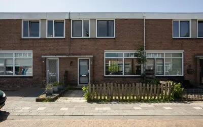Tussenwoning te koop: Liaukemastraat 84, Lemmerweg-Oost Sneek