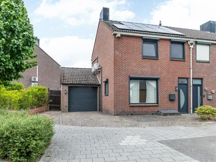 Hoekwoning te koop: Lichtenbergstraat 53, Chevremont Kerkrade