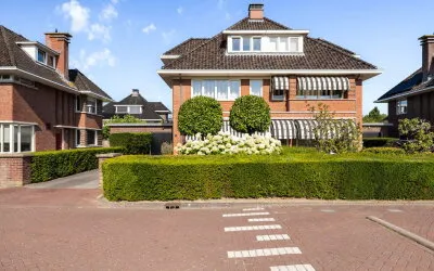 Twee-onder-één-kap te koop: Liechtensteinhof 3, De Hoven Dordrecht
