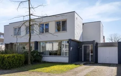 Tussenwoning te koop: Liefkenshoek 14, Riel-Dorp Riel