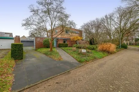 Vrijstaande woning te koop: Liefkenshoek 29, Riel-Dorp Riel