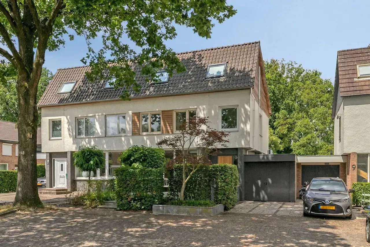 Tussenwoning te koop: Liefkenshoek 7, Riel