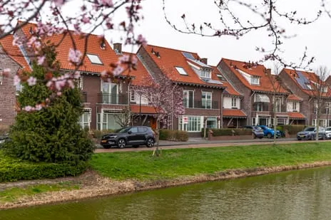 Tussenwoning te koop: Liemerssingel 12, Hoge Veld 'S-Gravenhage