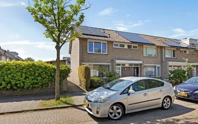 Hoekwoning te koop: Liesbergstraat 24, Woenselse Heide Eindhoven