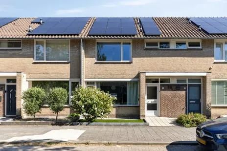 Tussenwoning te koop: Liesbergstraat 4, Woenselse Heide Eindhoven
