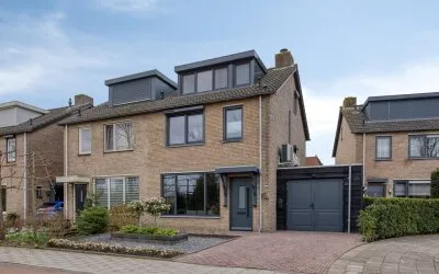 Tussenwoning te koop: Liesbosweg 178, Het Hooghuis Etten-Leur