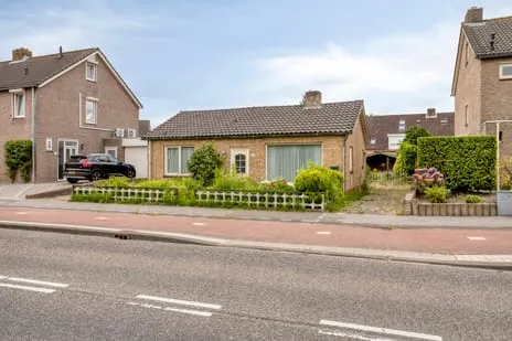 Vrijstaande woning te koop: Liesbosweg 224, Het Hooghuis Etten-Leur