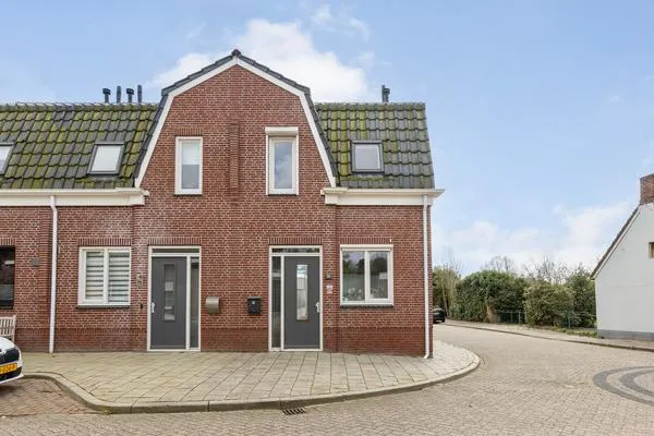 Hoekwoning te koop: Lievevrouwestraat 76, Ossendrecht