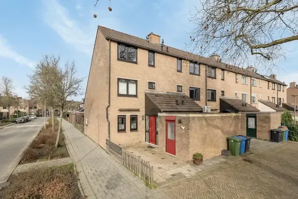 Hoekwoning te koop: Lijster 1, Hoogvliet Zuid Hoogvliet Rotterdam