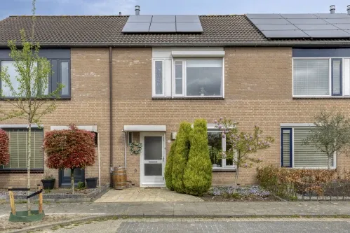 Tussenwoning te koop: Lijsterbes 47, Salderes Best
