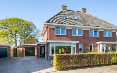Twee-onder-één-kap te koop: Lijsterbeslaan 19, Aalten-kern Noord/Noordoost Aalten