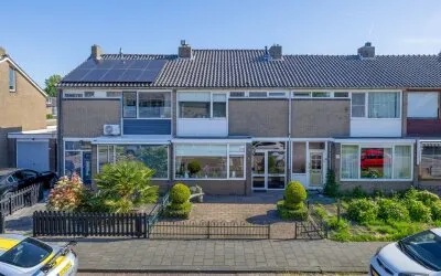 Tussenwoning te koop: Lijsterbeslaan 27, Rozenburg Rozenburg